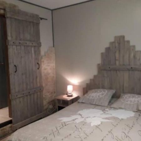 Les Farios Apartment ซาร์ลา-ลา-กาเนดา ภายนอก รูปภาพ